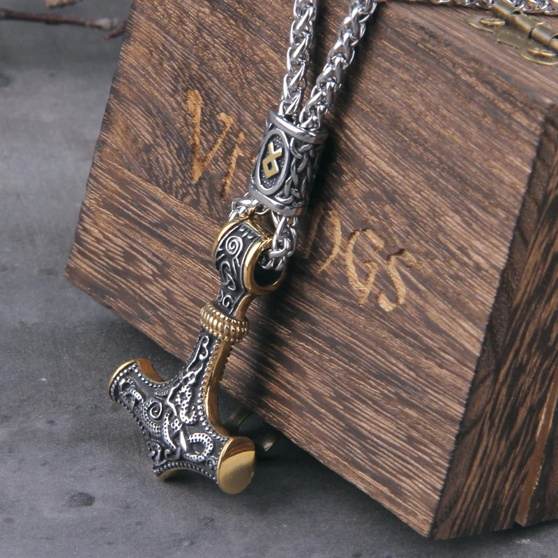 Mjölnir Pendant