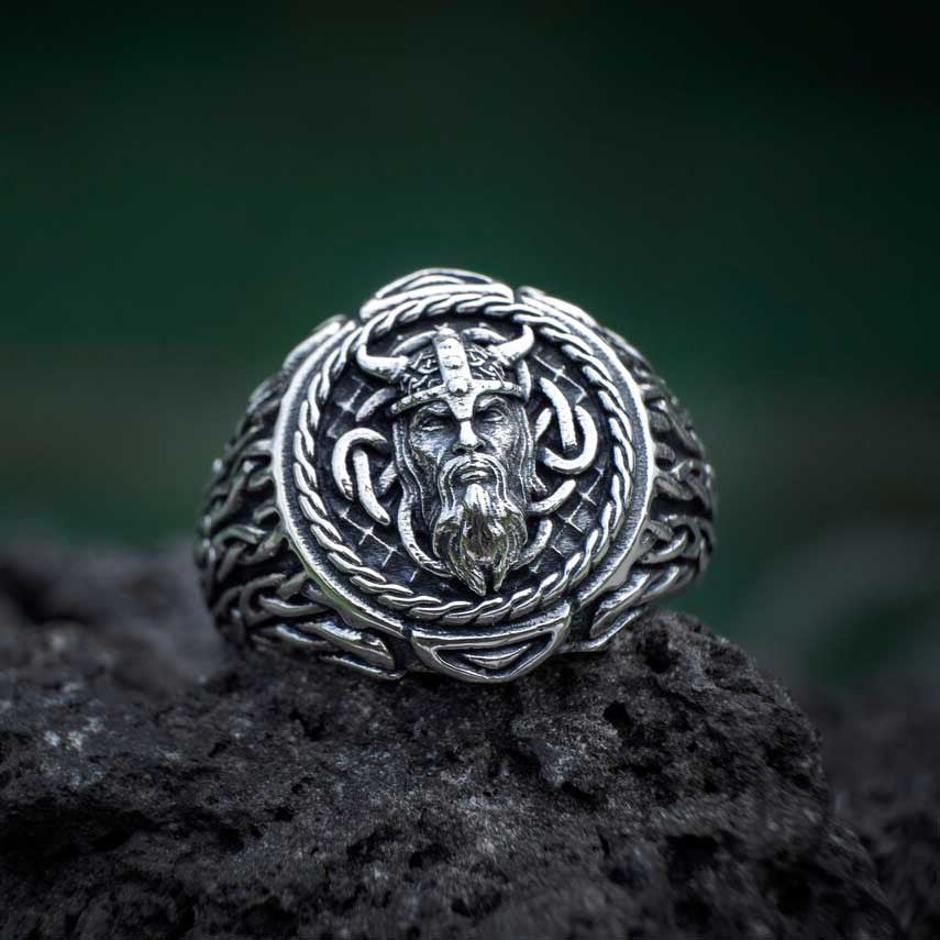 Nomad Ring