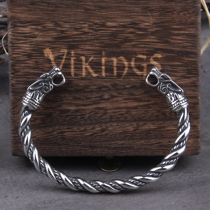 Sköll and Hati Viking Bracelet